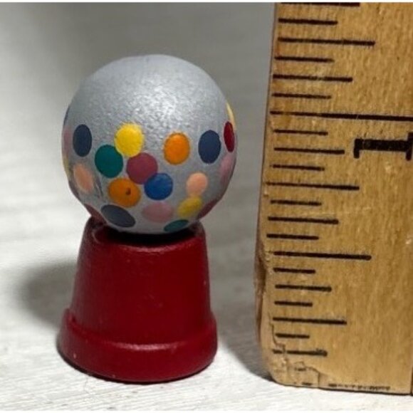 Wood Miniatures For Dollhouse Coffee Grinder Lunch Box Notebook Gumball Machine - Picture 3 of 9